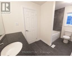 Bedroom 3 - 8 Wilmot Road, Brantford, ON N3T0K8 Photo 8