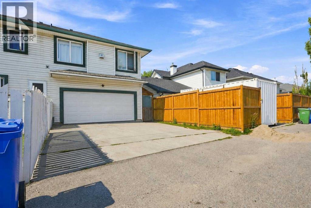 15230 Prestwick Boulevard SE, McKenzie Towne, Calgary photo 2