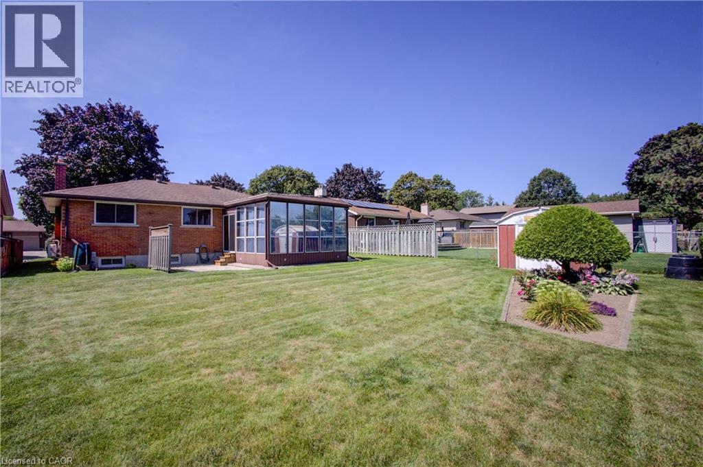 52 QUEENSTON Crescent - 41