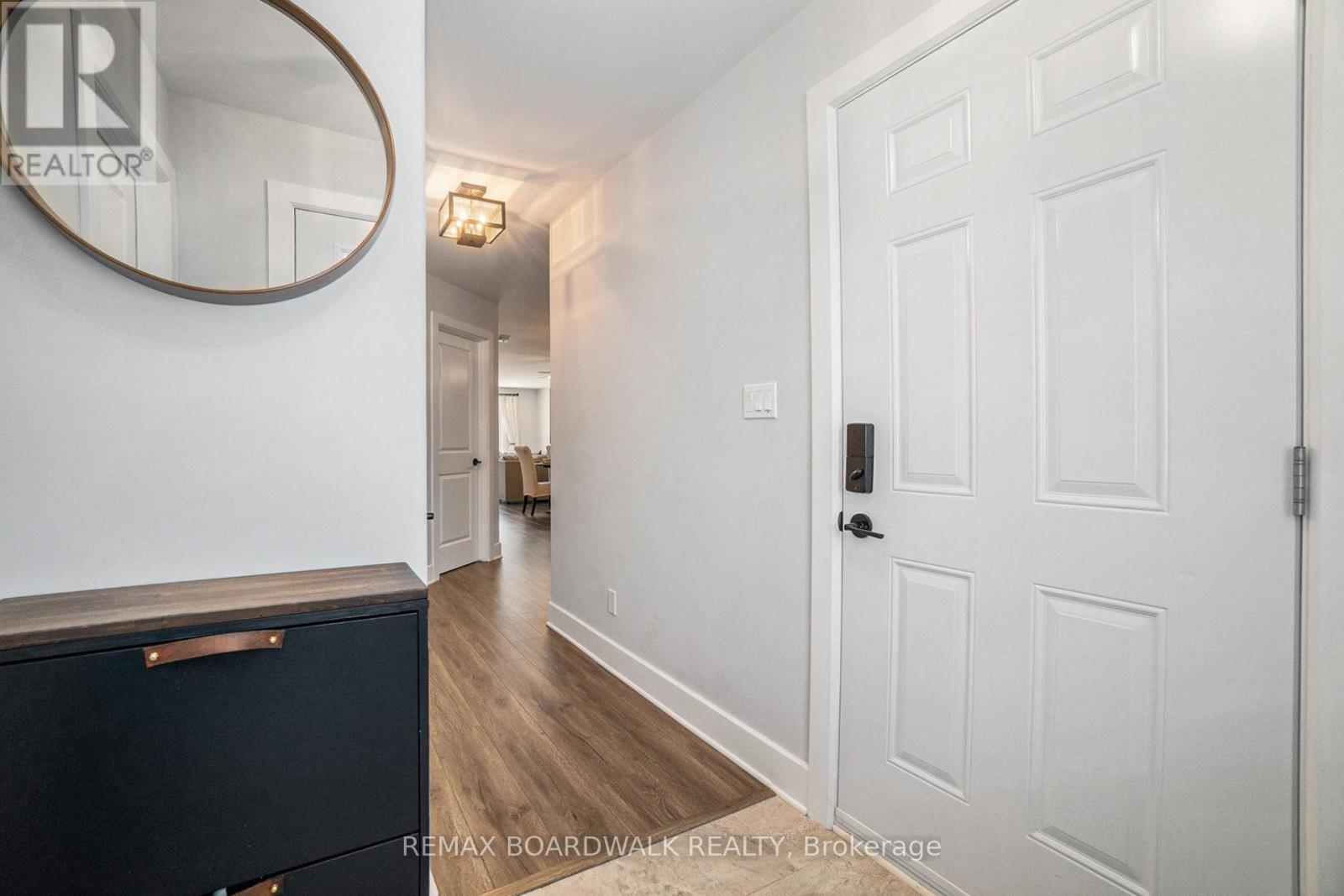 7A HOY STREET - Image 4