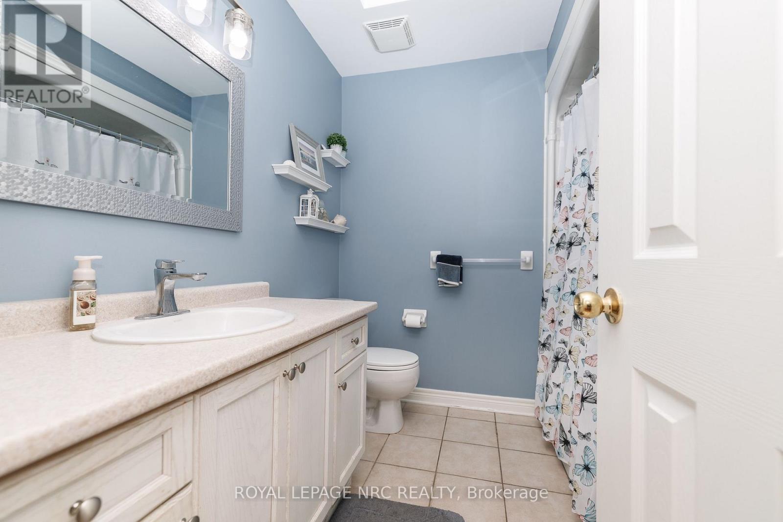 8093 BEAVERTON BOULEVARD - 12