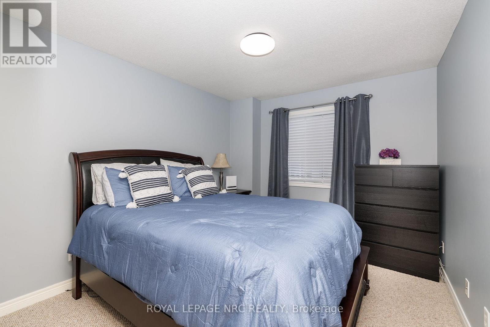 8093 BEAVERTON BOULEVARD - 16