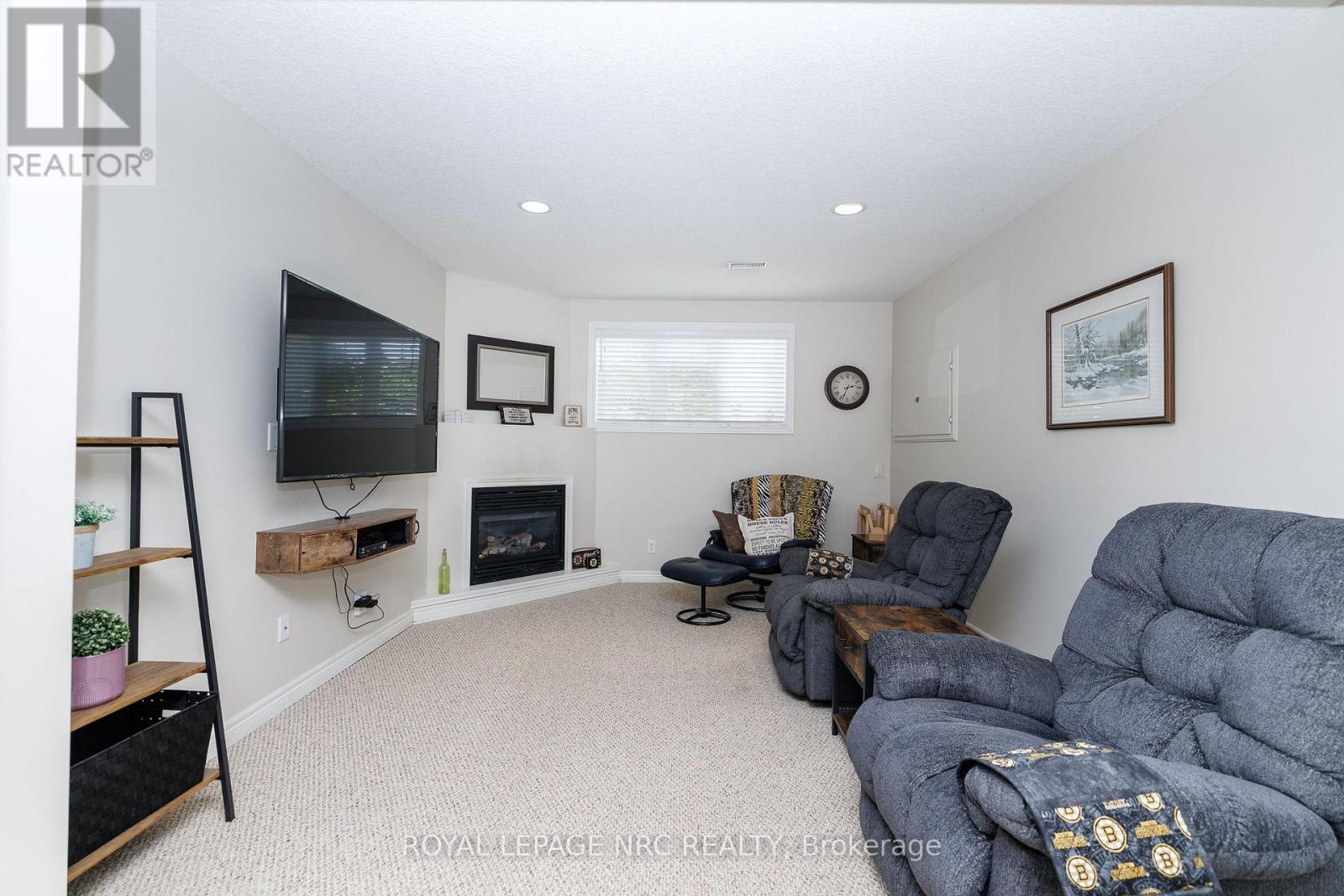 8093 BEAVERTON BOULEVARD - Image 20