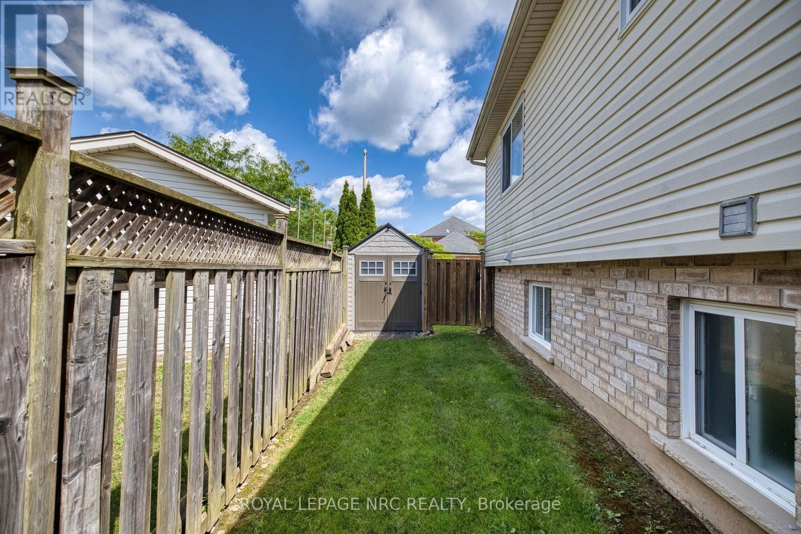 8093 BEAVERTON BOULEVARD - 35