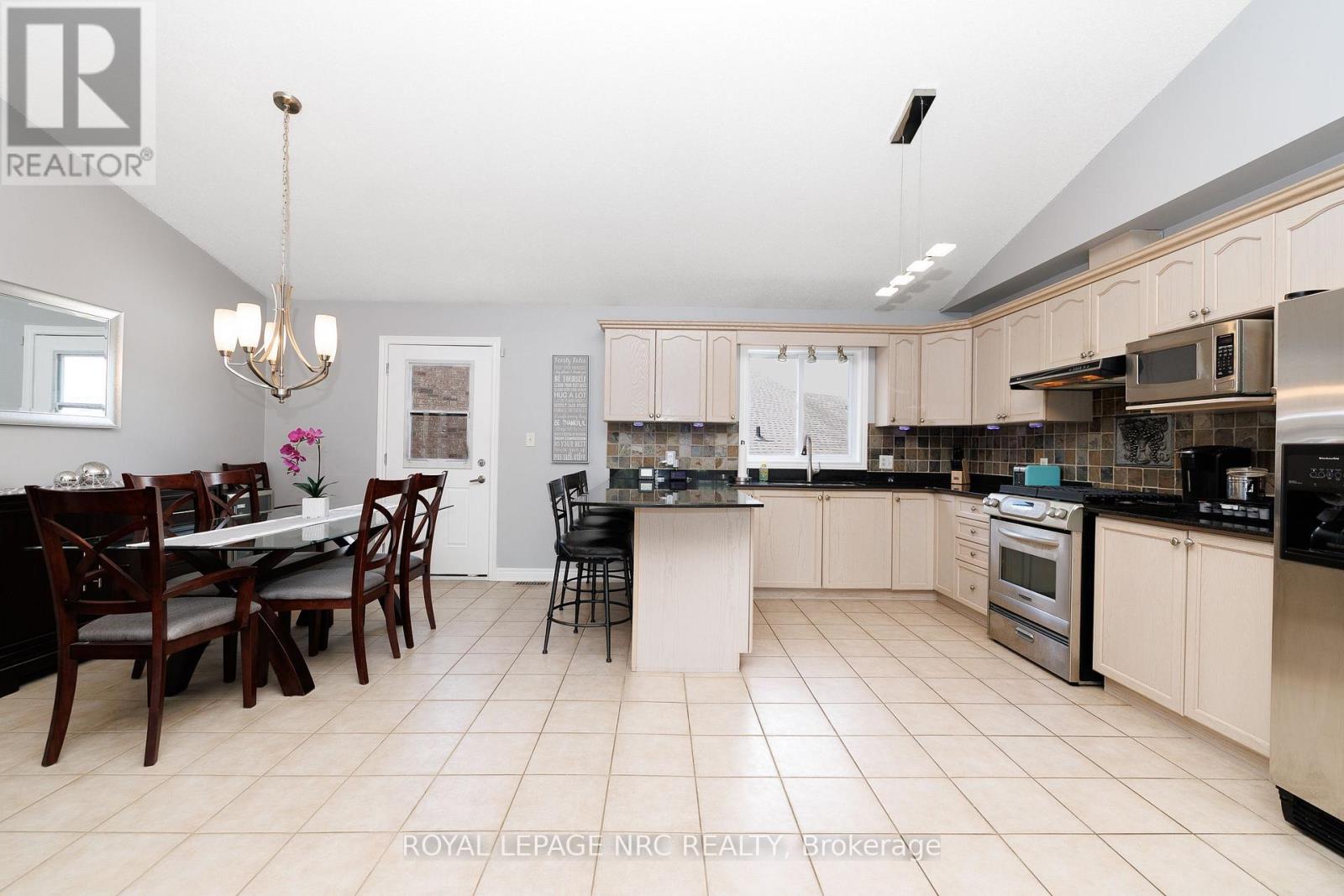 8093 BEAVERTON BOULEVARD - 48