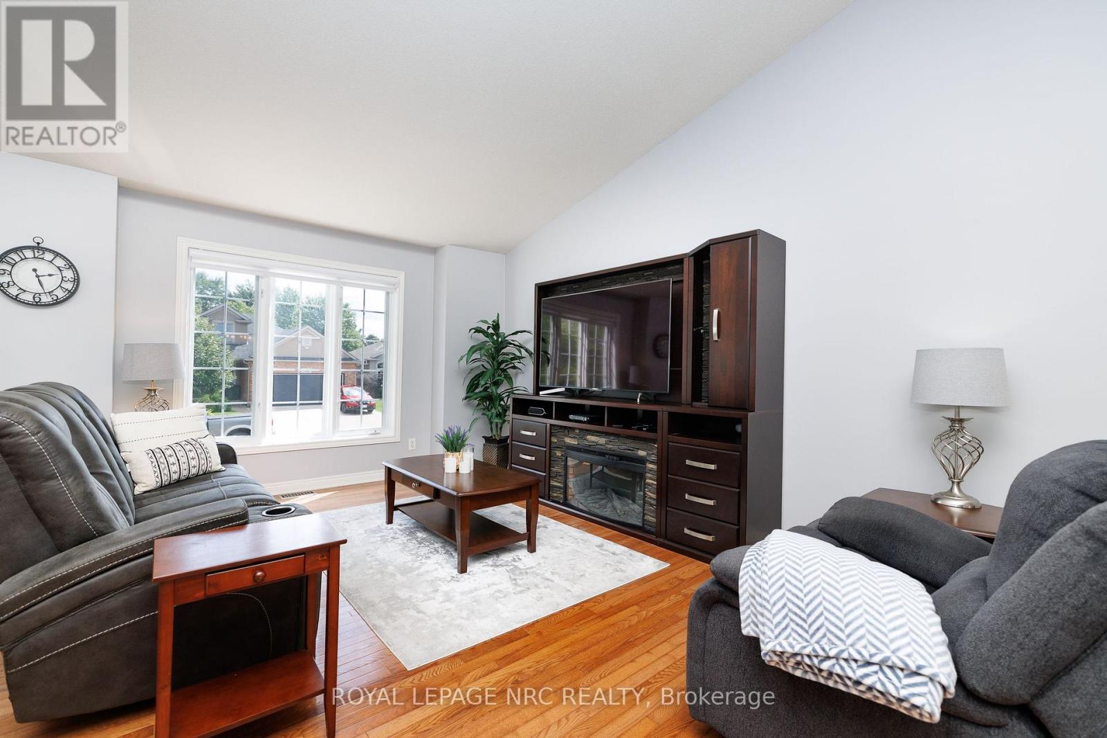 8093 BEAVERTON BOULEVARD - Image 8