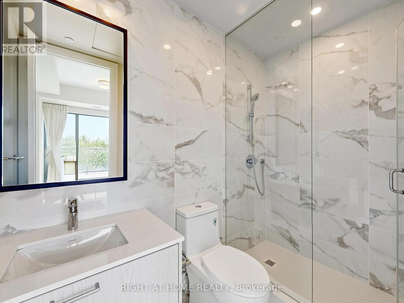 #615 280 HOWLAND AVENUE - Image 35