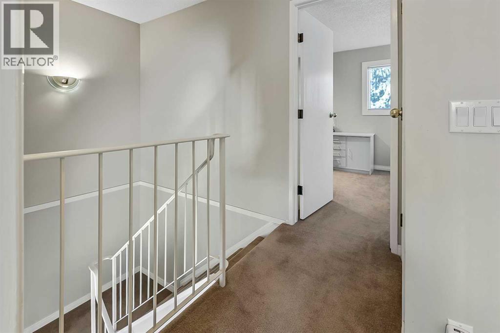 #76 200 Shawnessy Drive SW - 12