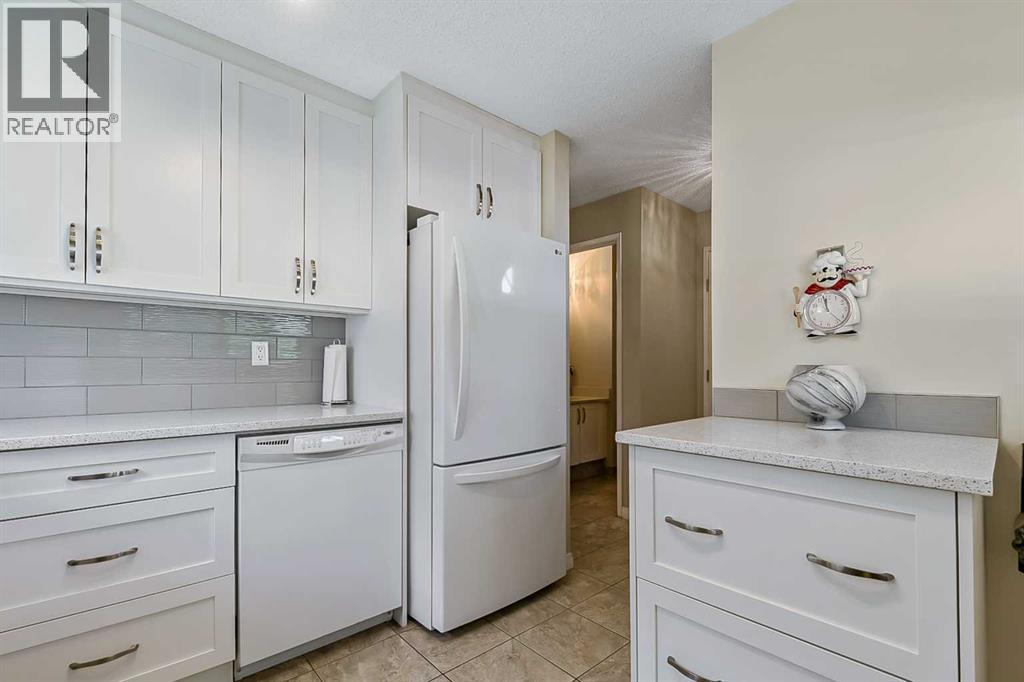 #76 200 Shawnessy Drive SW - 5