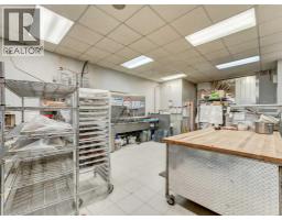 8 3 Street Se, Redcliff, AB T0J2P0 Photo 10