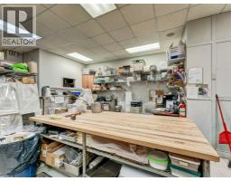 8 3 Street Se, Redcliff, AB T0J2P0 Photo 12