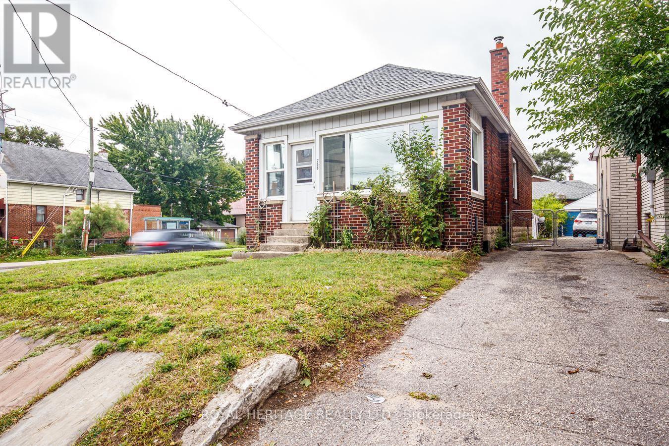 758 JANE STREET - 30