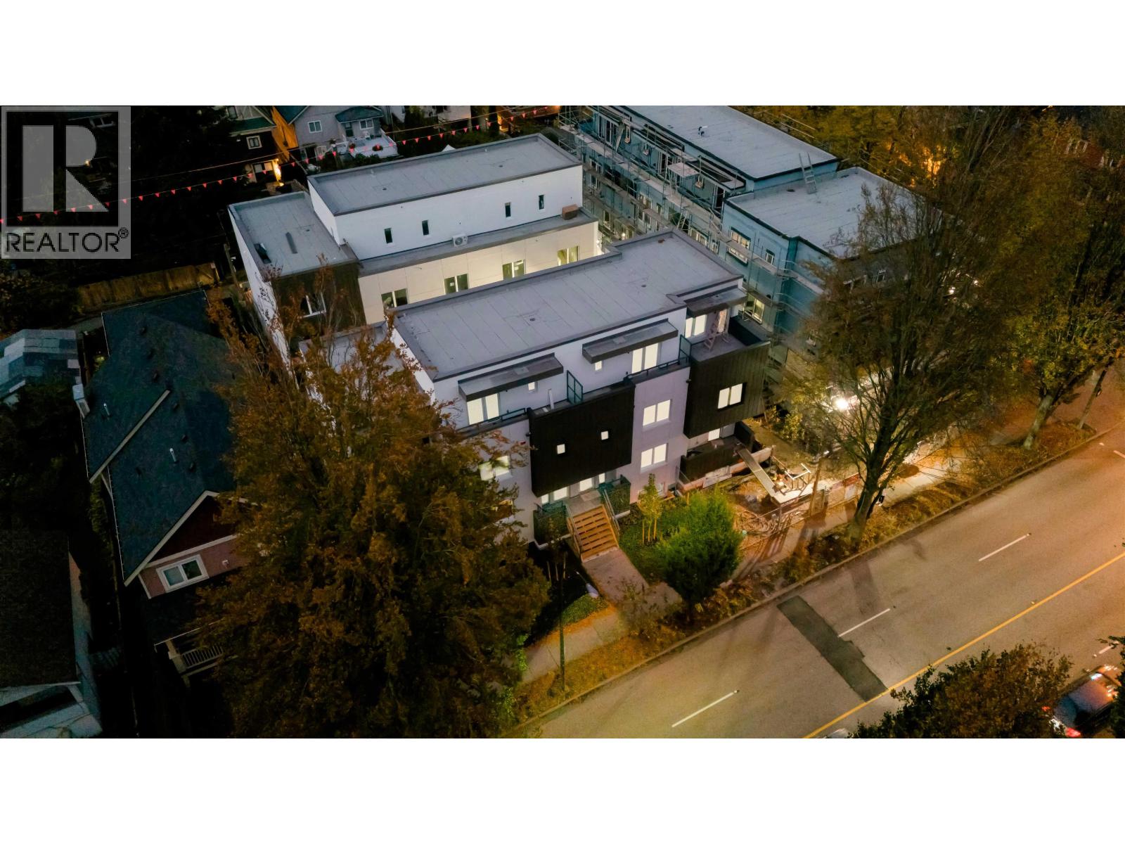 2069 E 1ST AVENUE, Vancouver