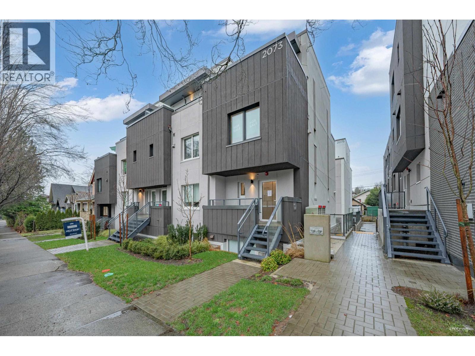 2071 E 1ST AVENUE, Vancouver
