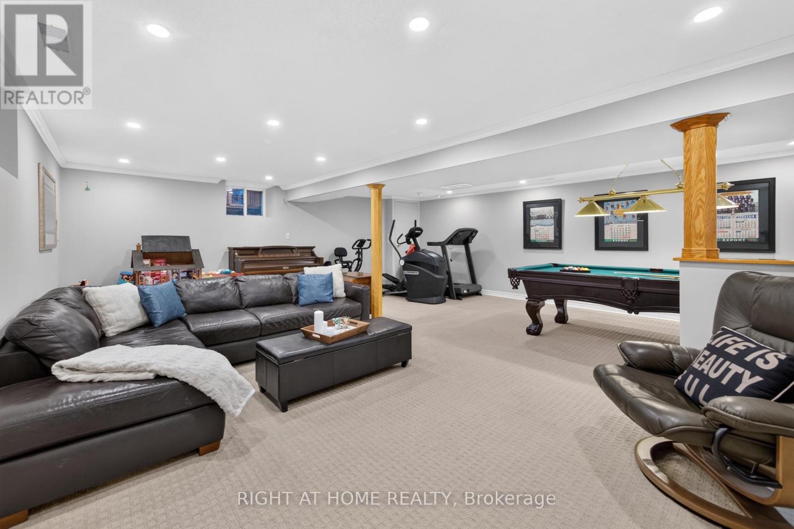 11749 TENTH LINE - Image 24