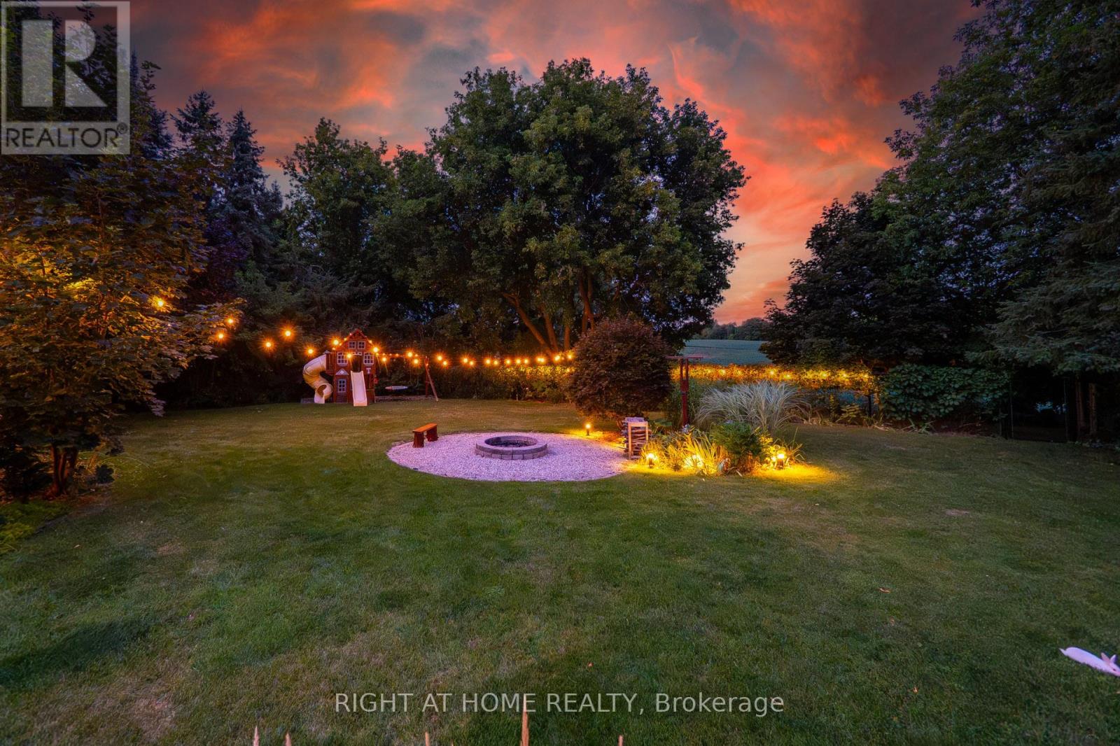 11749 TENTH LINE - Image 35