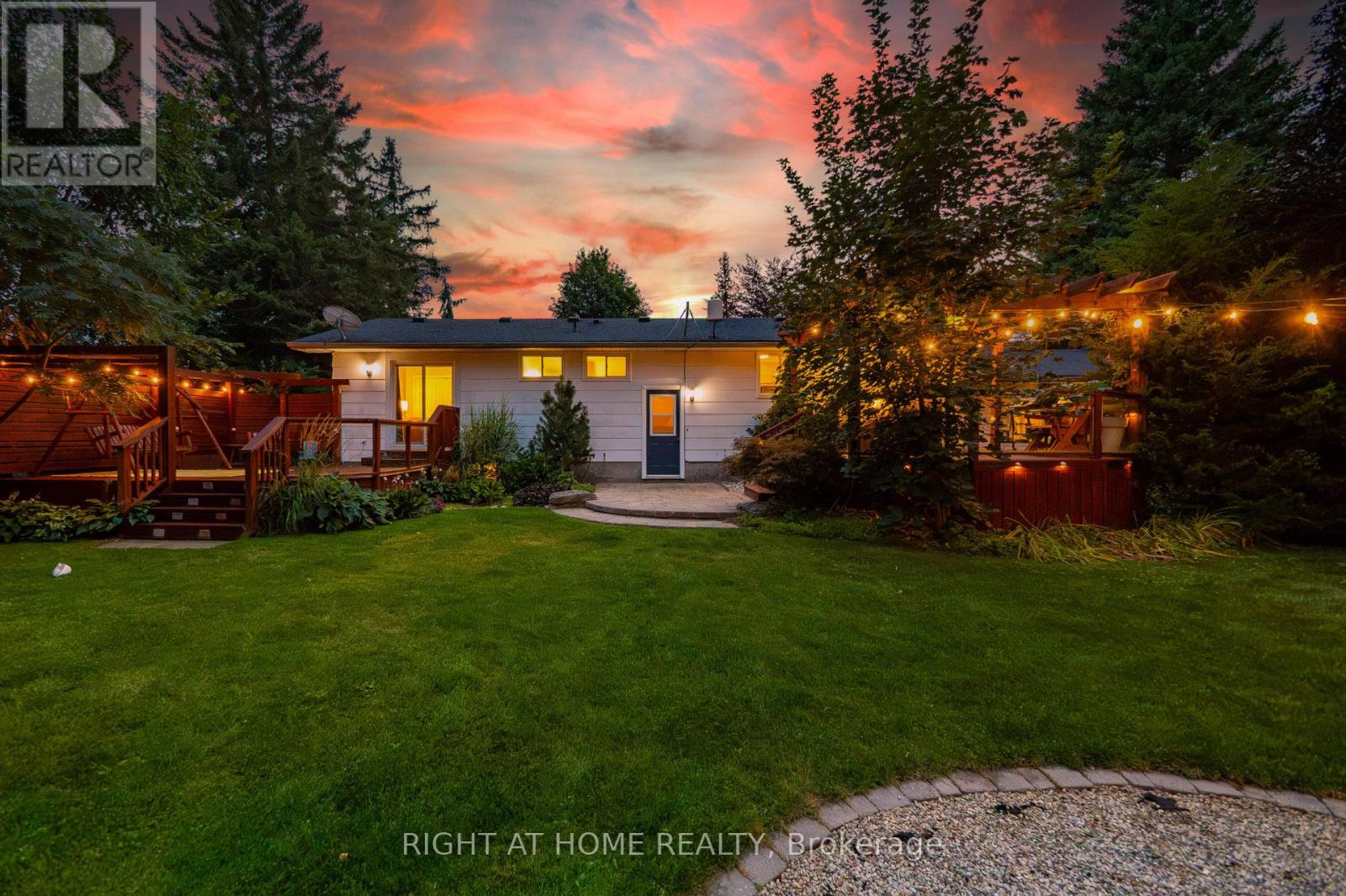 11749 TENTH LINE - Image 37
