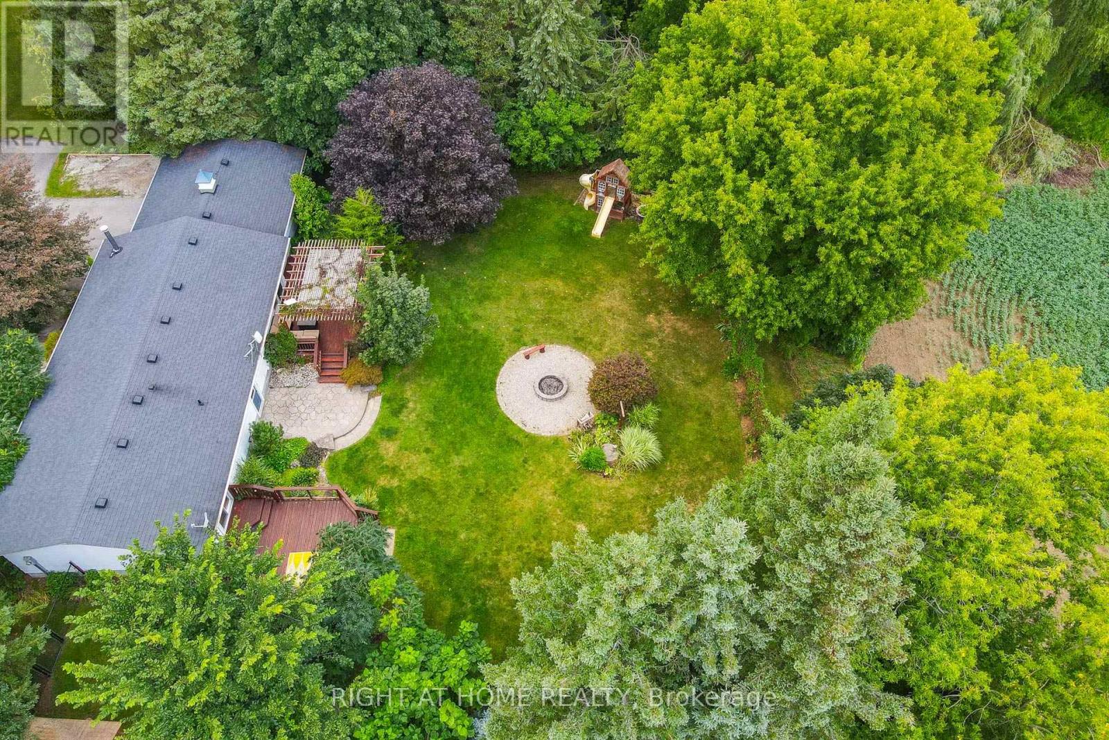 11749 TENTH LINE - Image 46