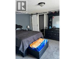 3pc Bathroom - 602 7 Street Se, Redcliff, AB T0J2P2 Photo 10
