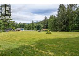 429 Community Rd, Sayward, BC V0P1R0 Photo 21