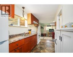 429 Community Rd, Sayward, BC V0P1R0 Photo 9