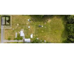 429 Community Rd, Sayward, BC V0P1R0 Photo 35