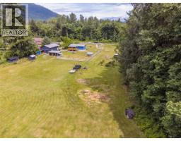 429 Community Rd, Sayward, BC V0P1R0 Photo 45