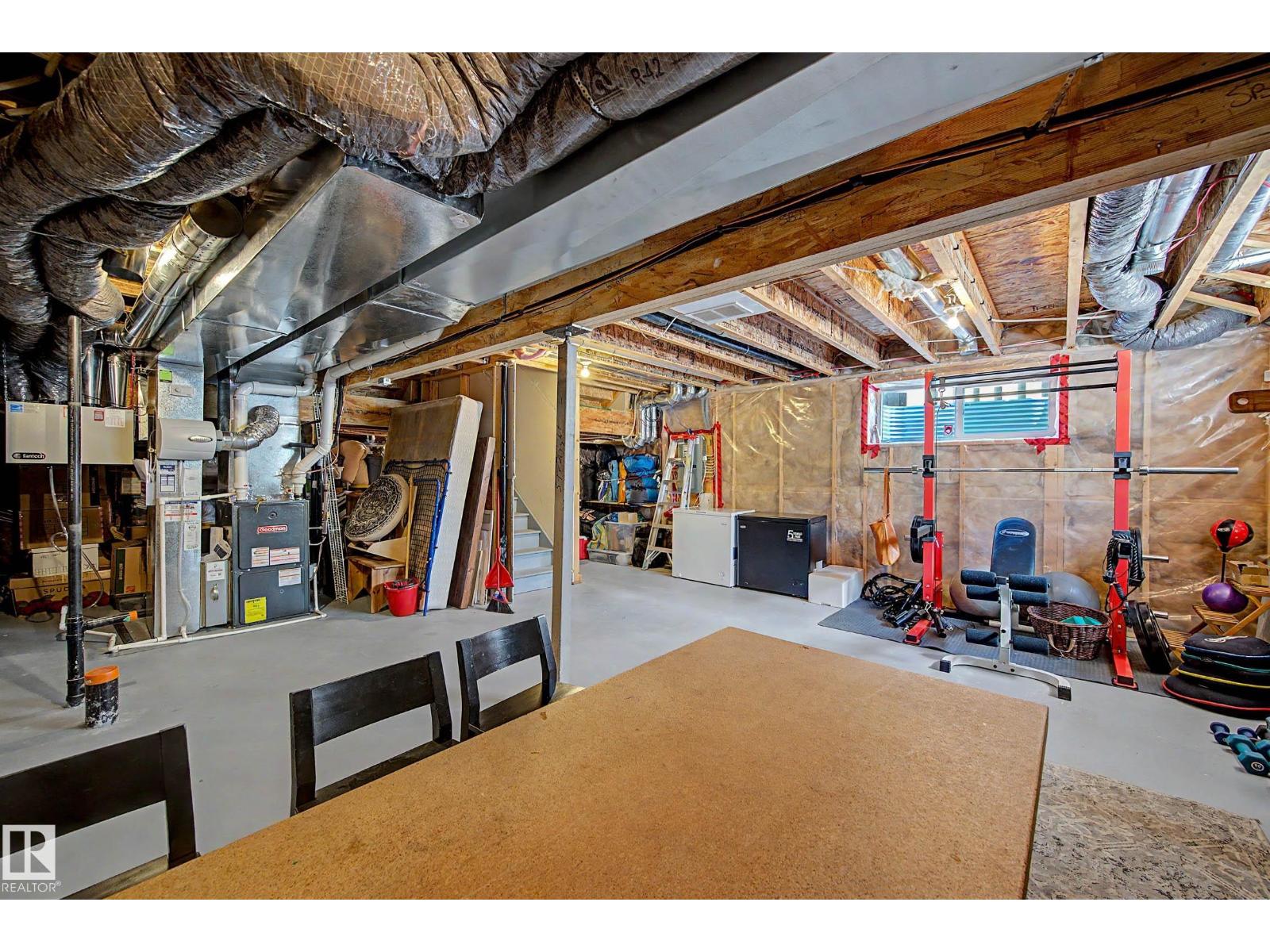 6107 176 AV NW - 46