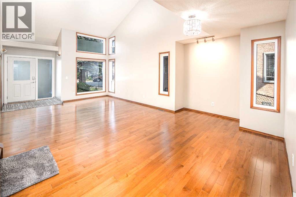 131 Edgebrook Close NW, Edgemont, Calgary photo 4