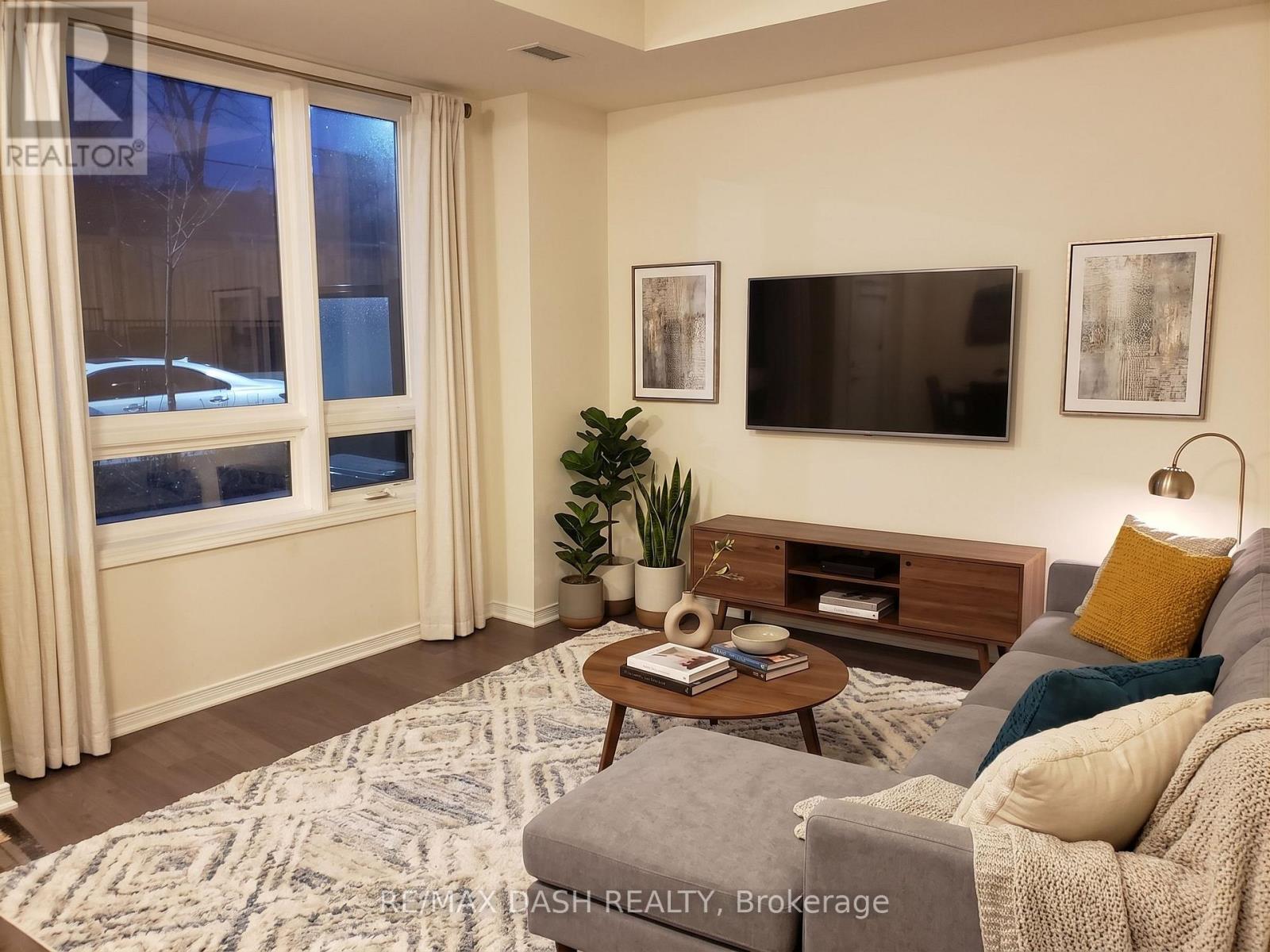 Photo of 1100 Briar Hill Avenue