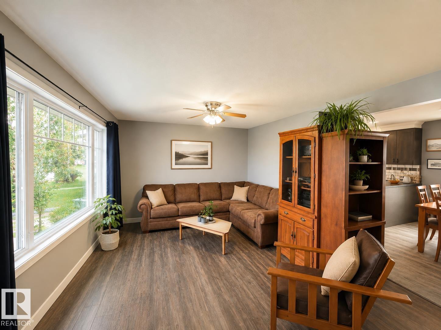 4706 44 ST - 5