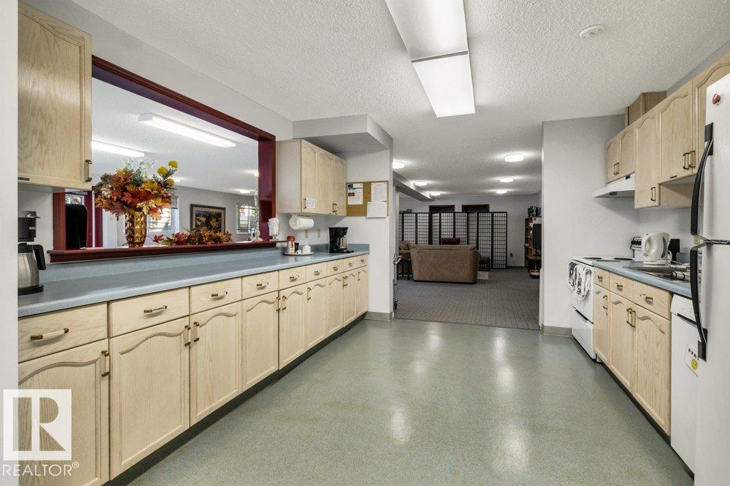 #307 9760 176 ST NW - 36