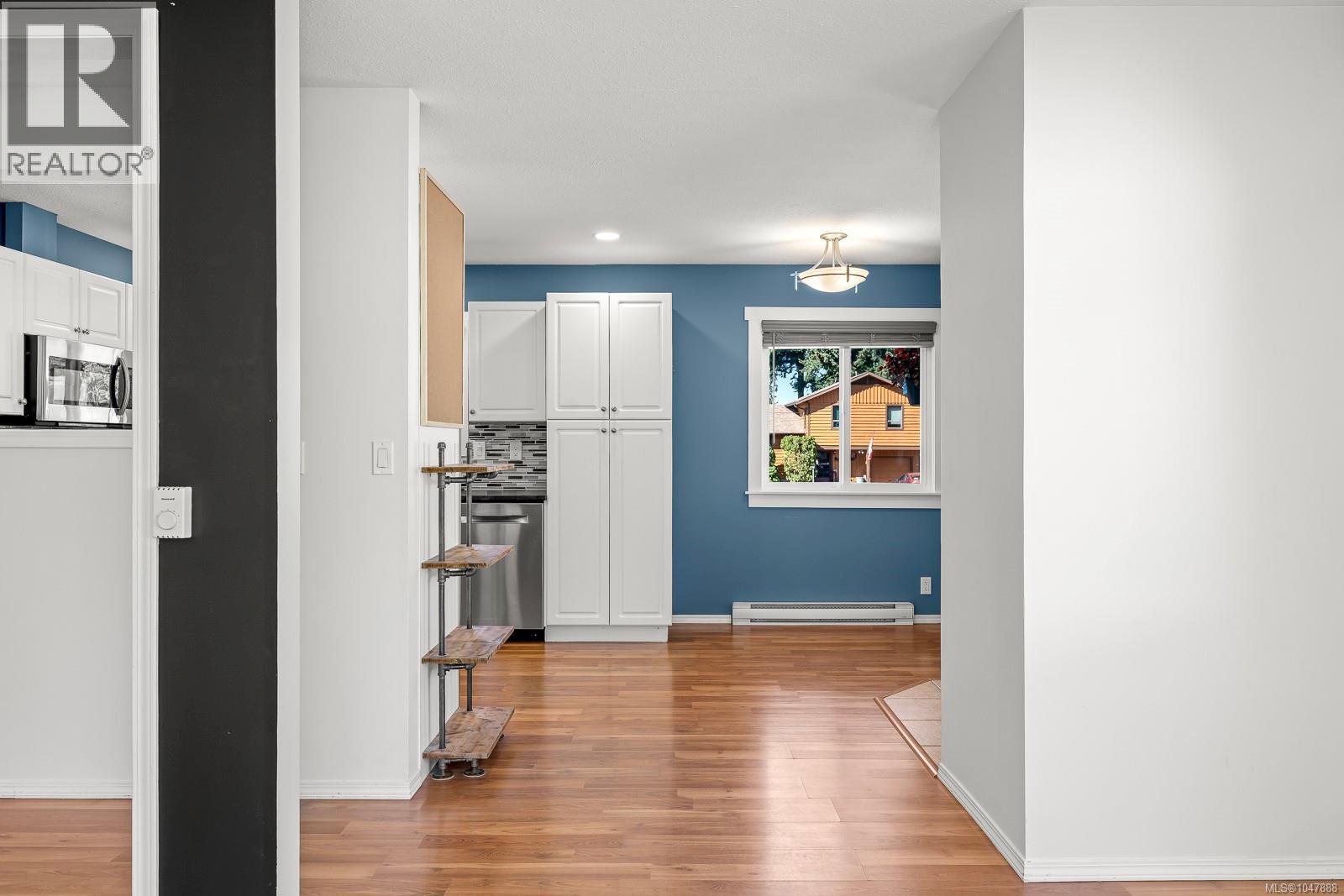 1577 Baillie Rd - 9