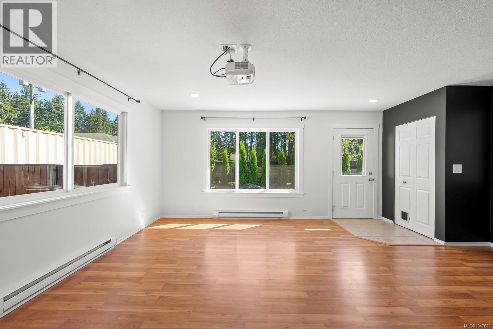1577 Baillie Rd - 40
