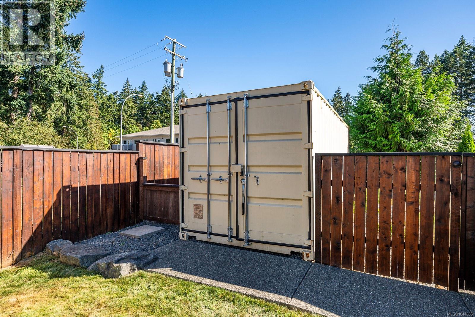1577 Baillie Rd - Image 25