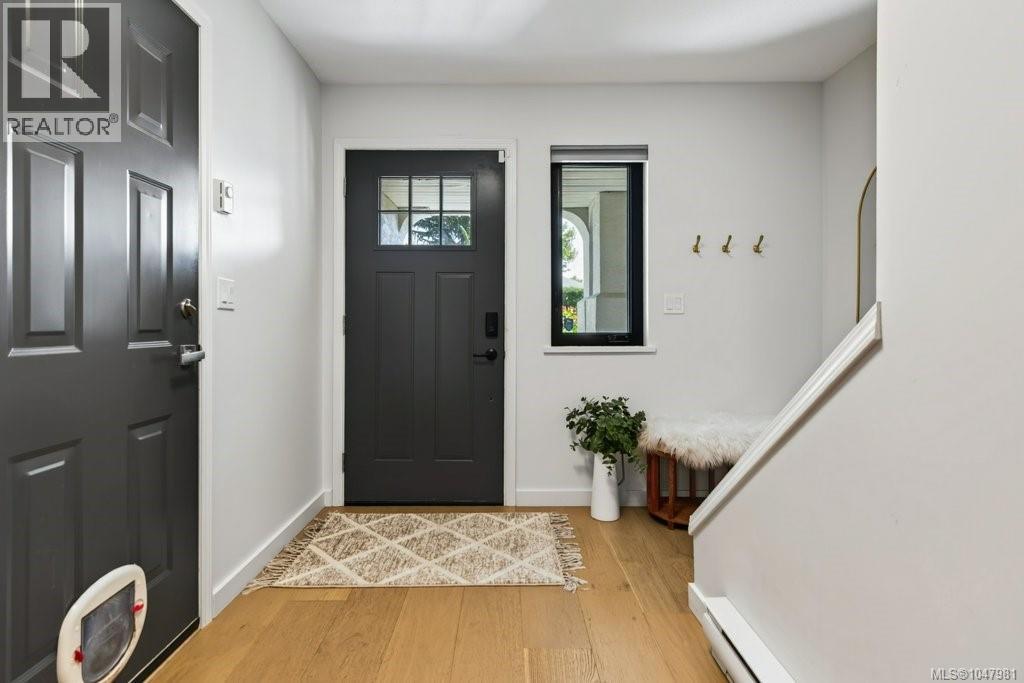 506 Hobson Pl - 3