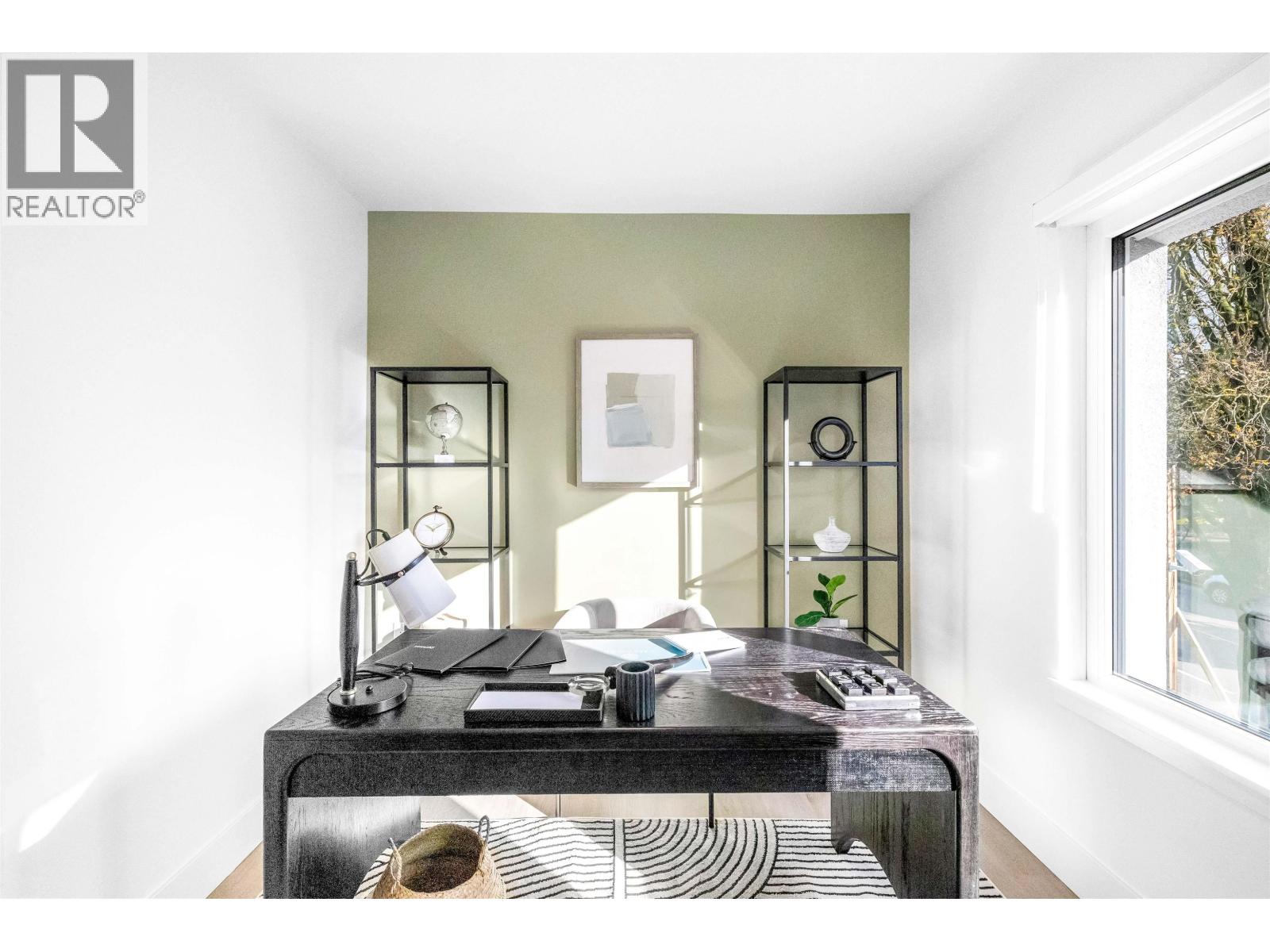 111 2085 E 1ST AVENUE, Vancouver