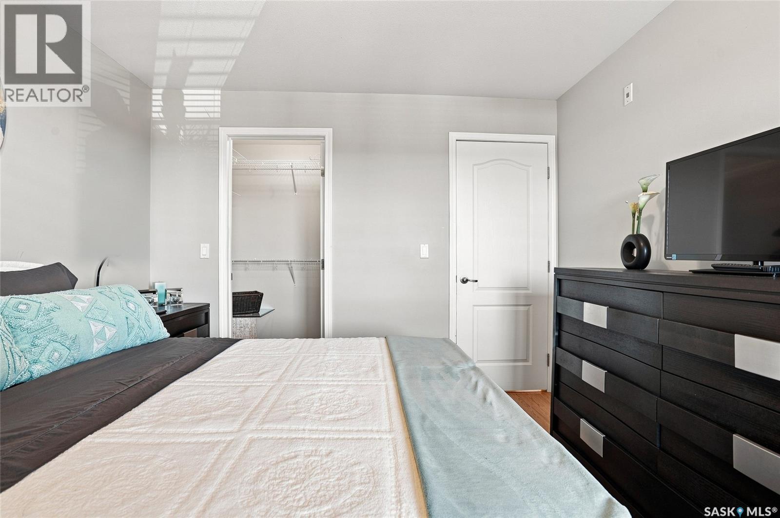 #415 102 Kingsmere PLACE - Image 12