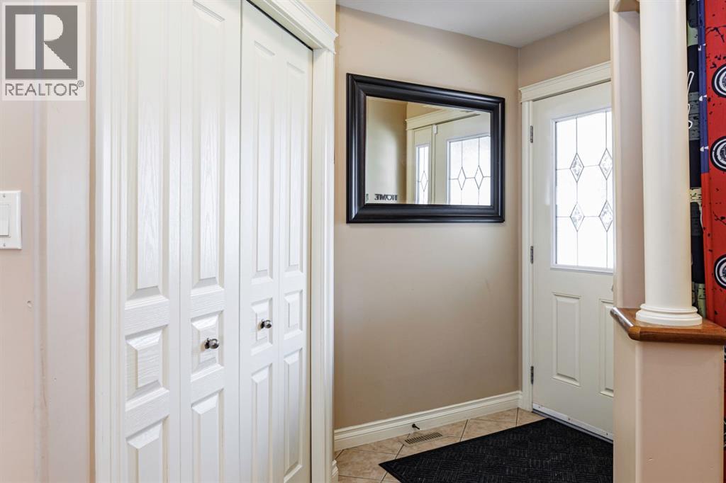 Listing photo – 38 Ivany Close, Red Deer