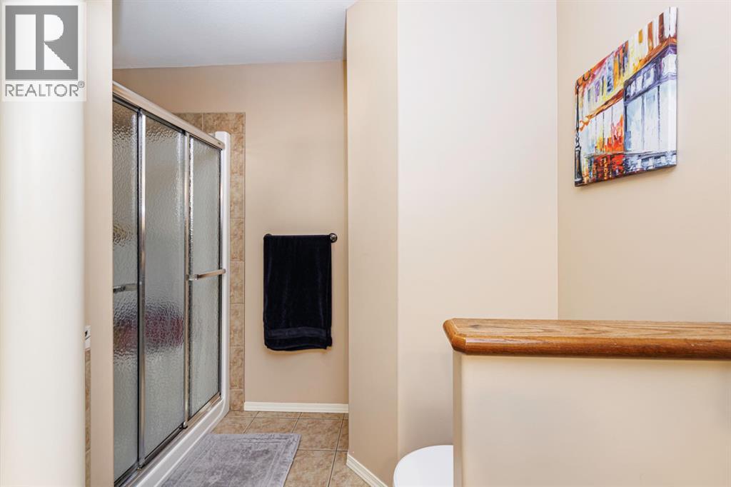 Listing photo – 38 Ivany Close, Red Deer