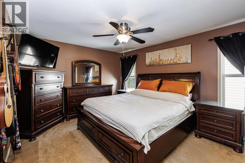 Listing photo – 38 Ivany Close, Red Deer