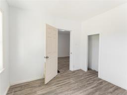 746 Boyd Avenue, Winnipeg, MB R2W1R7 Photo 18
