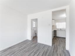 746 Boyd Avenue, Winnipeg, MB R2W1R7 Photo 9