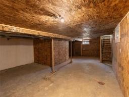746 Boyd Avenue, Winnipeg, MB R2W1R7 Photo 23