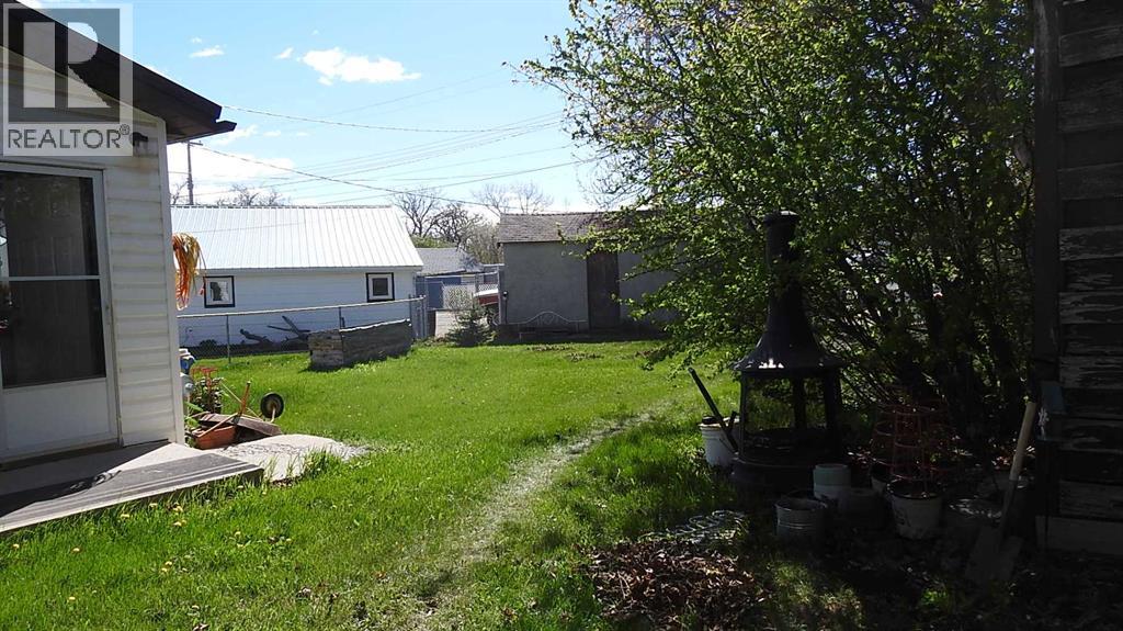 2217 20 Street - Image 11