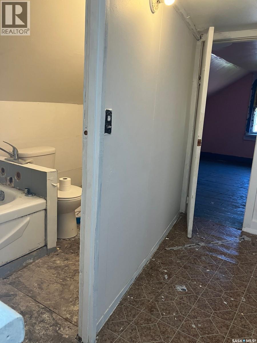 710 9th AVENUE W - 27