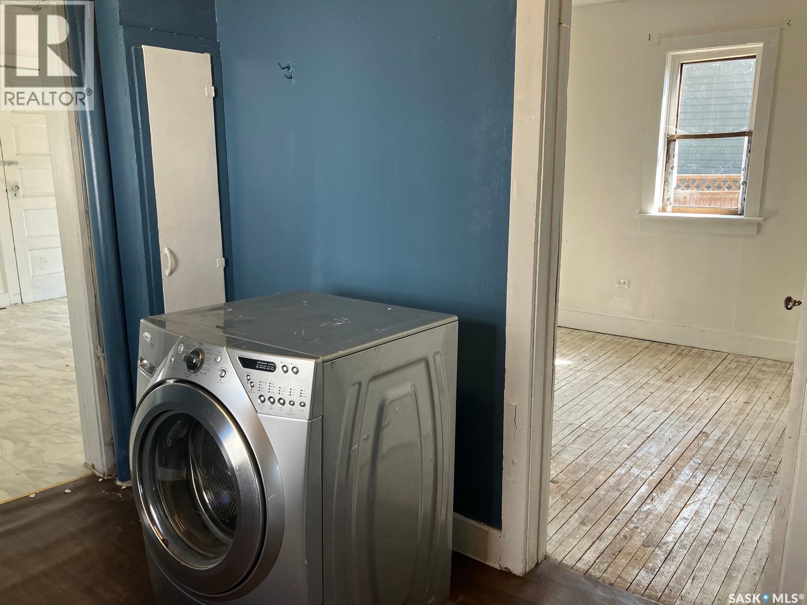 710 9th AVENUE W - Image 17