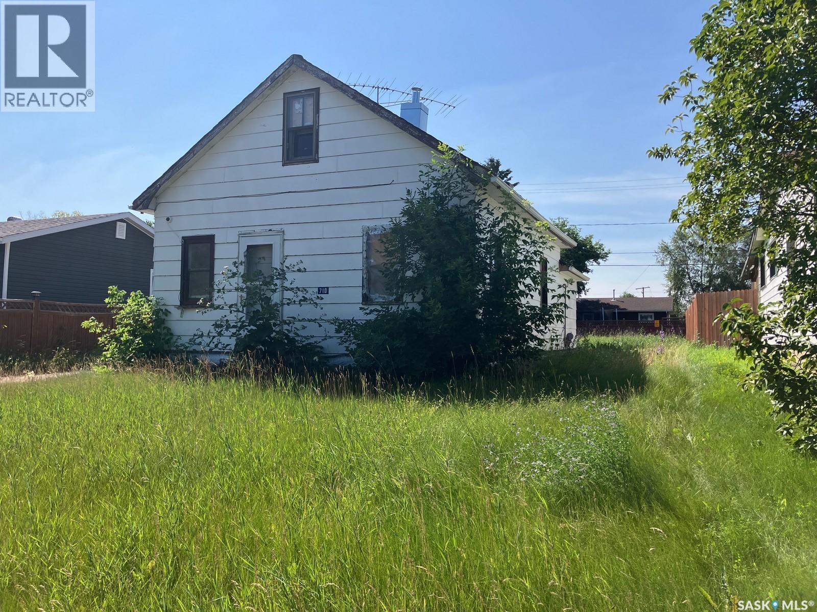 710 9th AVENUE W - 46
