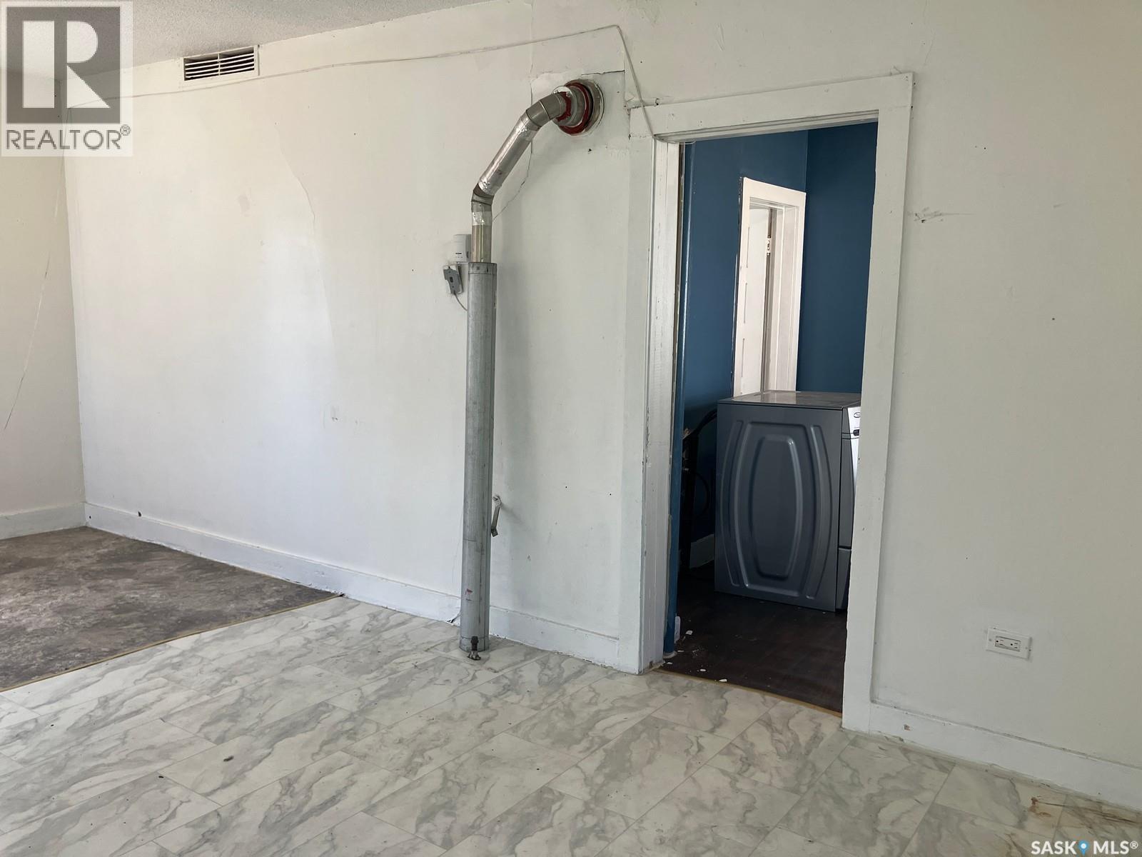 710 9th AVENUE W - 14