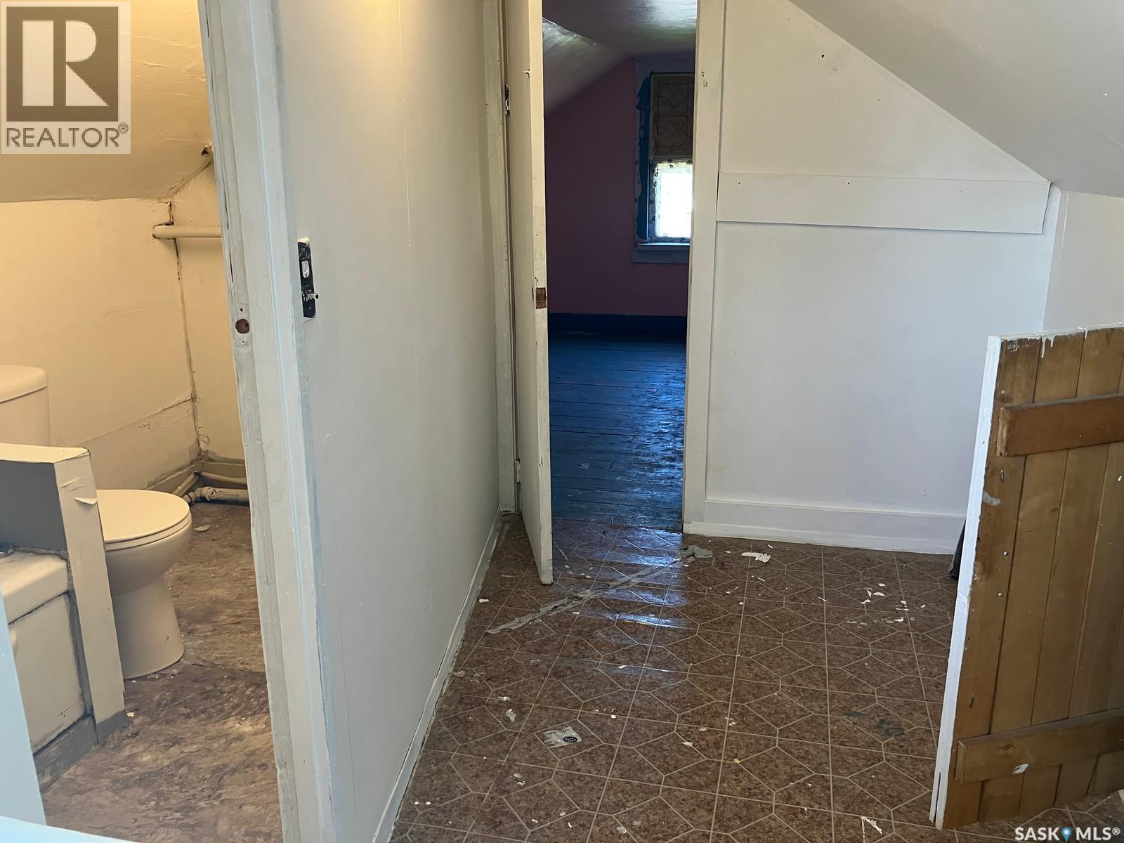 710 9th AVENUE W - 22